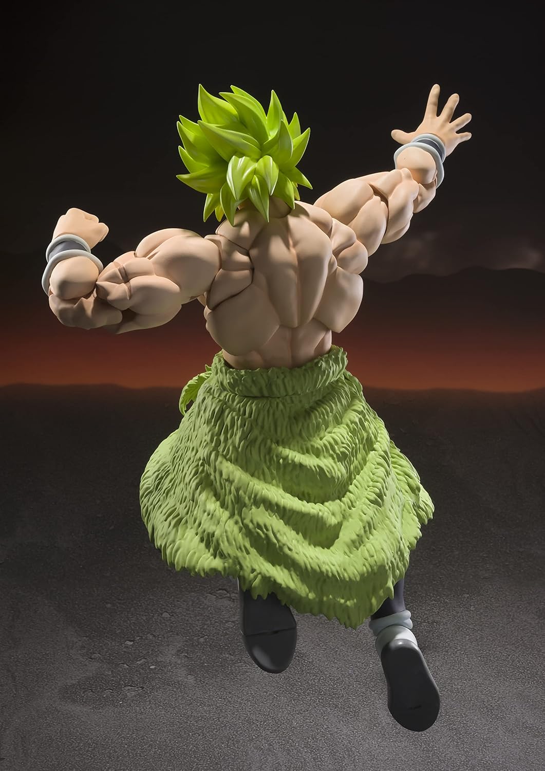 Action figure in a dynamic pose with a dark background Bandai S.H.Figuarts Dragon Ball Super: Broly Authentic 19cm Premium Action Figure – Super Saiyan Full Power Ultimate Reissue Edition