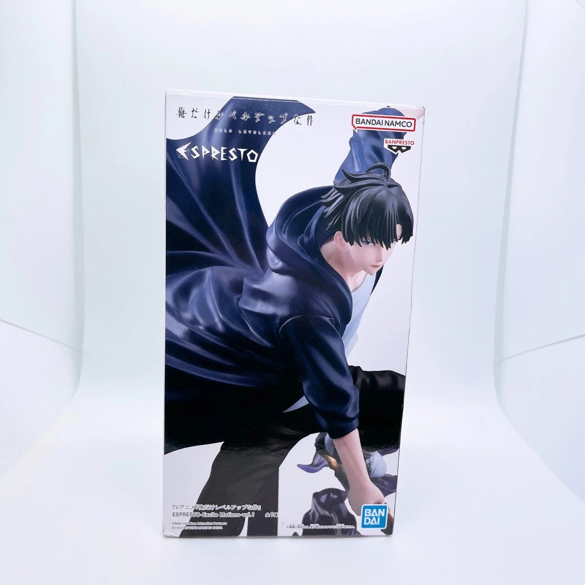 Boxed figure of a character from 'Espresto' with Bandai Namco branding on a white background Banpresto Solo Leveling Sung Jin-woo Figure Authentic Bandai Spirits ESPRESTO Excite Motions Vol. 1 Shadow Monarch Assassin Action Statue box