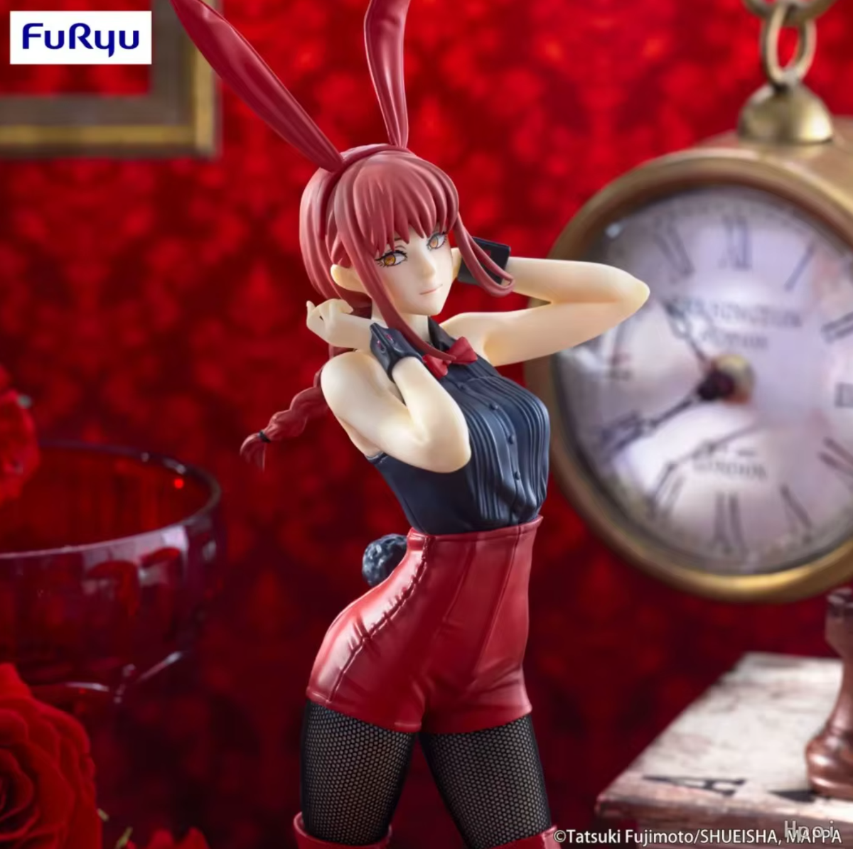 Anime character figurine with bunny ears in front of a red background with a clock. Chainsaw Man Power (Light Blue Ver.) & Makima (Red Ver.) Authentic BiCute Bunnies Figures – Real Fabric Fishnet Special Edition Individual Selection / Twin Pack Statue by FuRyu side