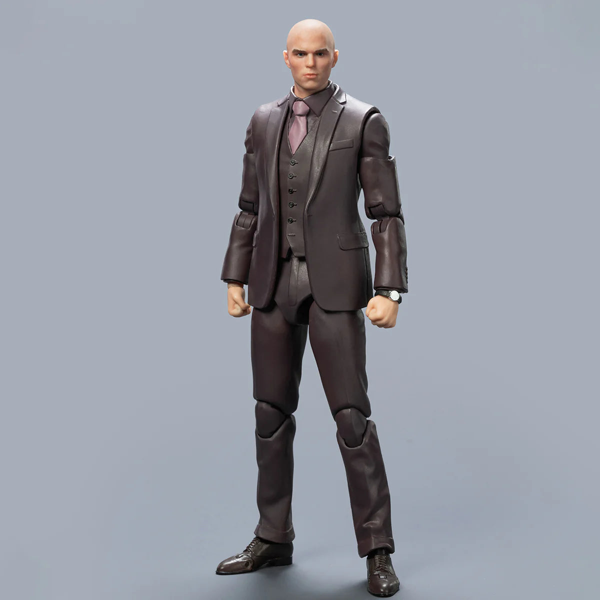 Action figure in a detailed suit on a gray background DC Studios Lex Luthor (The Mastermind Edition) 1/9 Scale Premium Action Figure by FondJoy