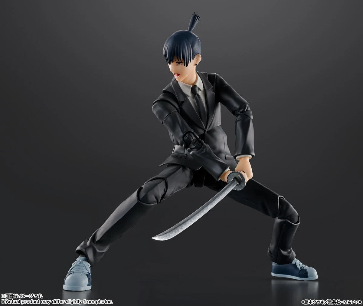 Action figure in a dynamic pose with a sword on a dark background S.H.Figuarts Chainsaw Man Aki Hayakawa Authentic Action Figure – 6.1-Inch Public Safety Devil Hunter Fully Articulated Premium Action Figure sword