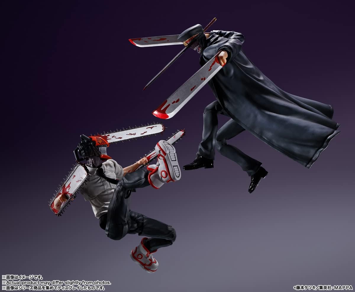 Two action figures in a dynamic pose with swords on a dark background S.H.Figuarts Chainsaw Man Samurai Sword Authentic Action Figure – 16.5cm Fully Articulated Premium Collectible Character Statue fight 1